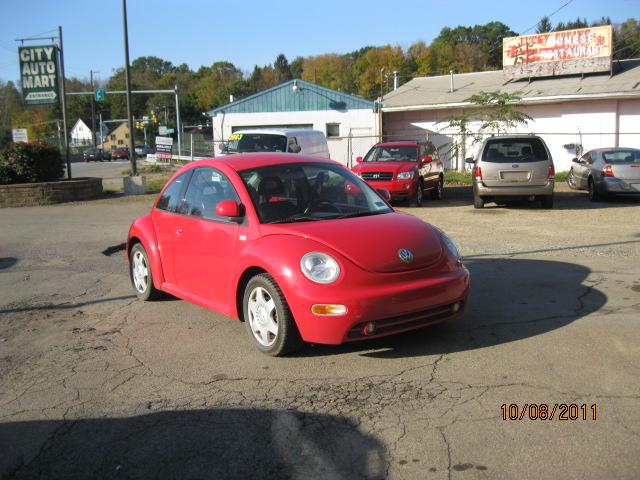 1999 Volkswagen New Beetle FWD 4dr Sport