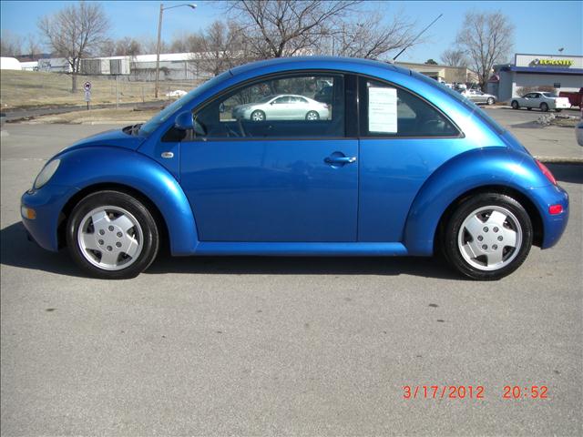 1999 Volkswagen New Beetle FWD 4dr Sport