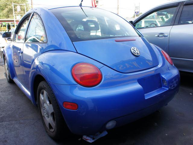 1999 Volkswagen New Beetle FWD 4dr Sport