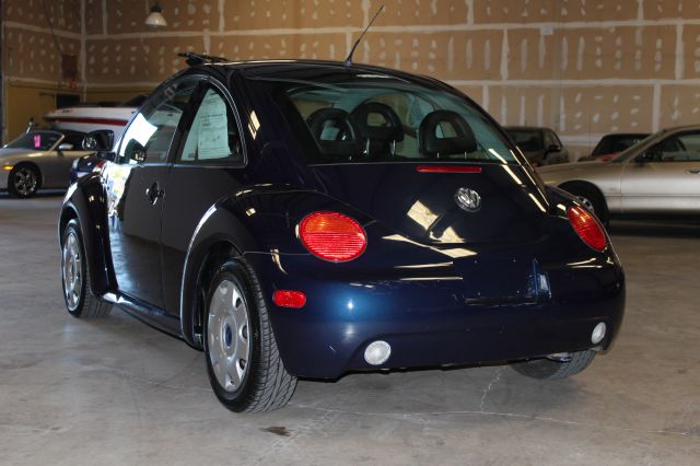 2000 Volkswagen New Beetle Lariat XL