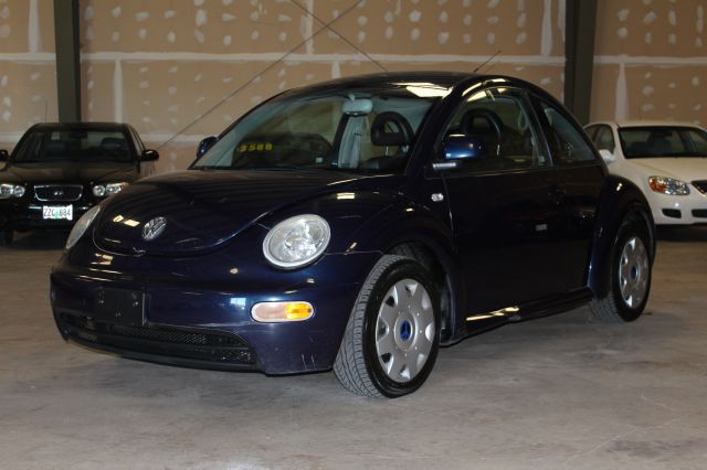 2000 Volkswagen New Beetle Lariat XL