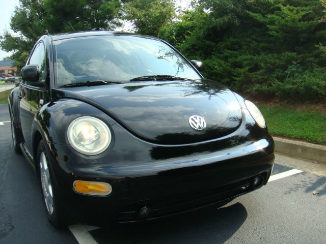 2000 Volkswagen New Beetle SE Crew Cab 4WD FFV