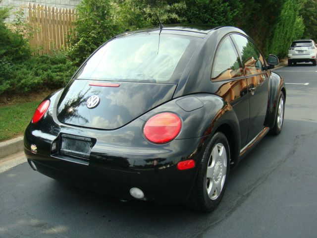 2000 Volkswagen New Beetle SE Crew Cab 4WD FFV