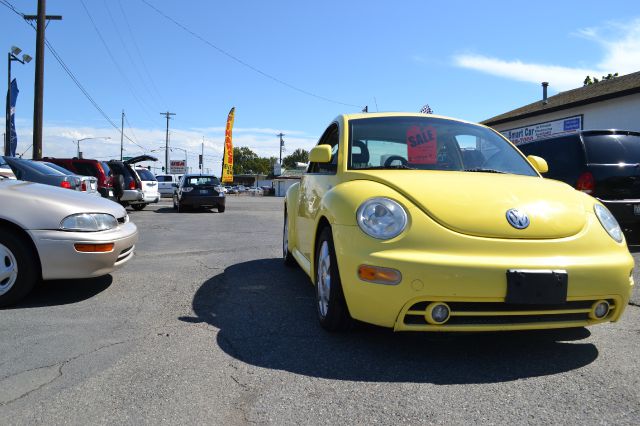 2000 Volkswagen New Beetle SE Crew Cab 4WD FFV