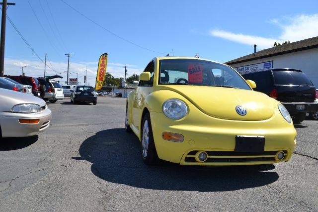 2000 Volkswagen New Beetle SE Crew Cab 4WD FFV