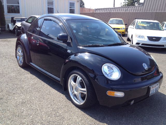 2000 Volkswagen New Beetle Quad Cab 4x2 Shortbox XLT