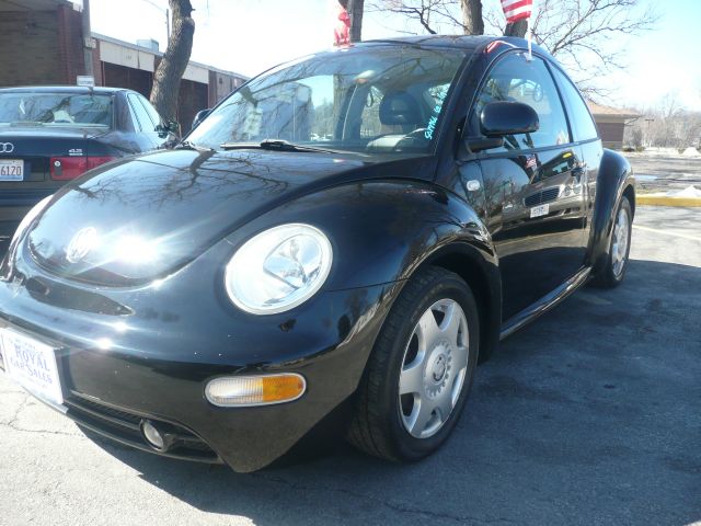 2000 Volkswagen New Beetle SE Crew Cab 4WD FFV