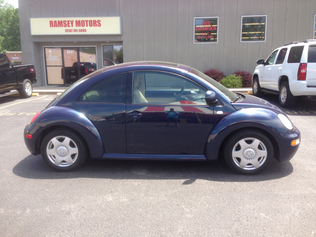 2000 Volkswagen New Beetle Quad Cab 4x2 Shortbox XLT