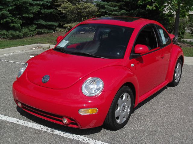 2000 Volkswagen New Beetle SE Crew Cab 4WD FFV