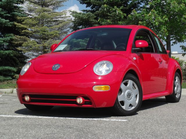 2000 Volkswagen New Beetle SE Crew Cab 4WD FFV