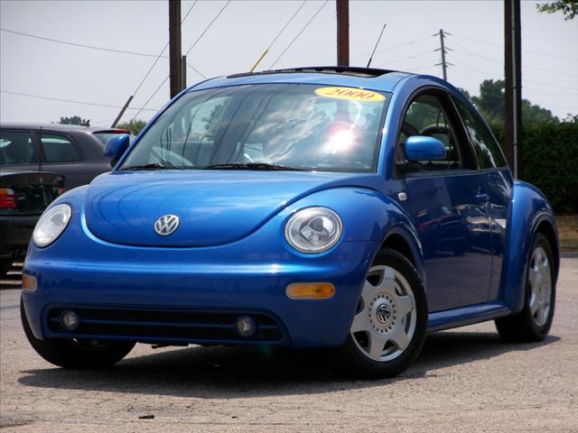 2000 Volkswagen New Beetle FWD 4dr Sport