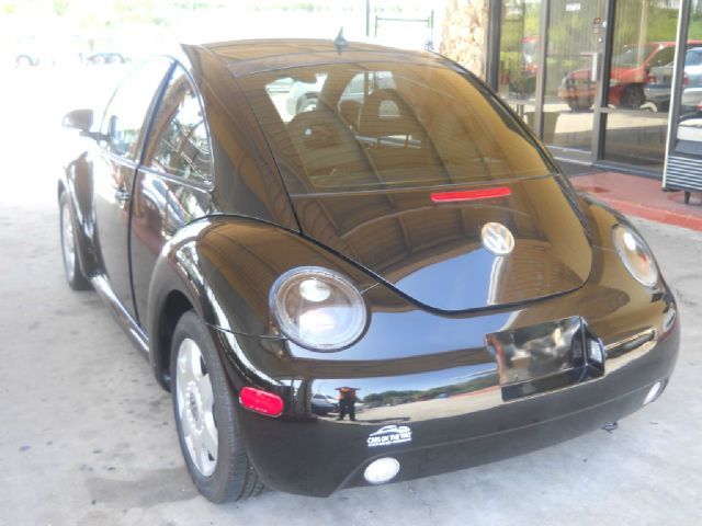 2000 Volkswagen New Beetle SE Crew Cab 4WD FFV