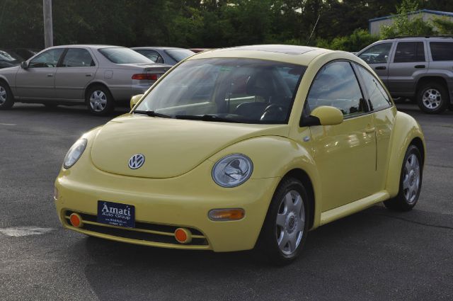 2001 Volkswagen New Beetle SE Crew Cab 4WD FFV