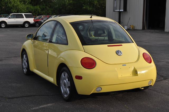 2001 Volkswagen New Beetle SE Crew Cab 4WD FFV