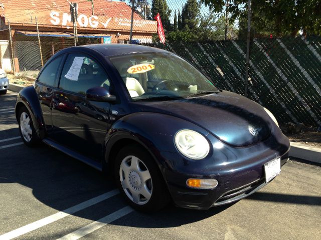 2001 Volkswagen New Beetle Quad Cab 4x2 Shortbox XLT