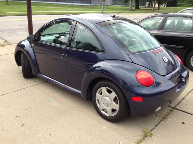 2001 Volkswagen New Beetle SE Crew Cab 4WD FFV