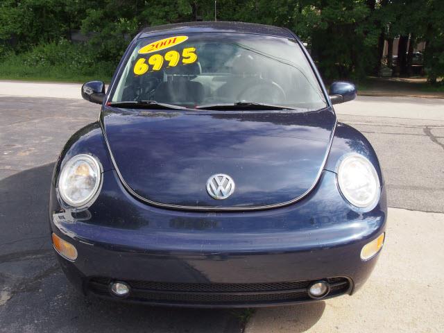 2001 Volkswagen New Beetle FWD 4dr Sport