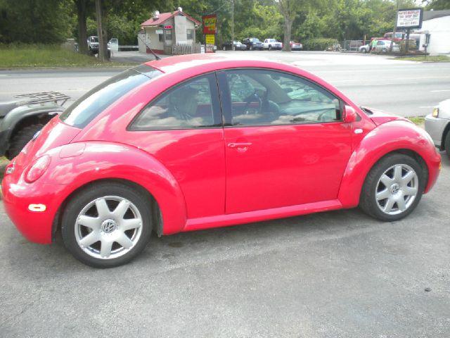 2001 Volkswagen New Beetle SE Crew Cab 4WD FFV