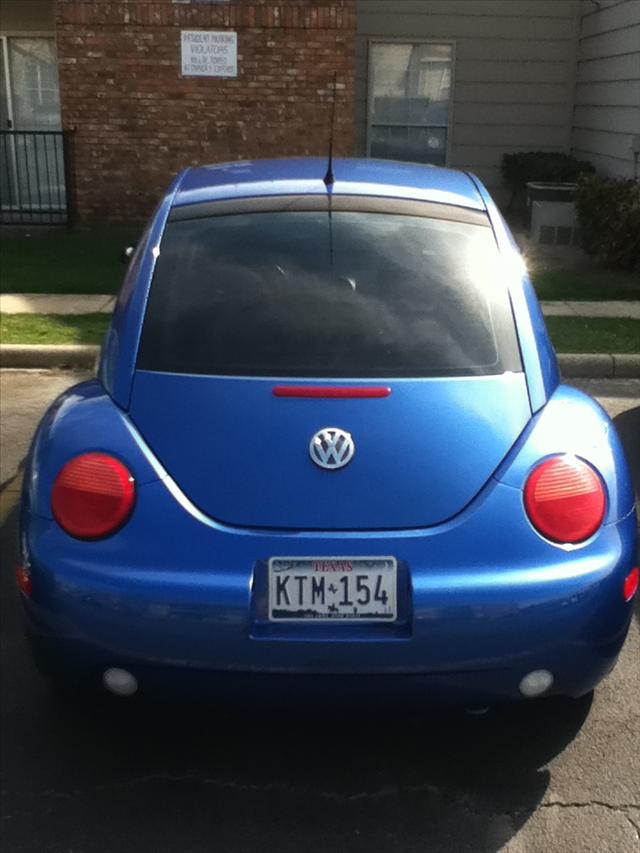 2001 Volkswagen New Beetle 1LT