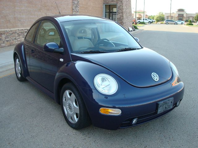 2001 Volkswagen New Beetle SE Crew Cab 4WD FFV