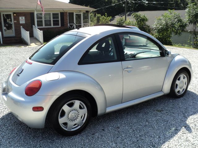 2001 Volkswagen New Beetle King Cab 4WD