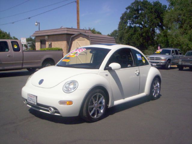 2001 Volkswagen New Beetle SE Crew Cab 4WD FFV