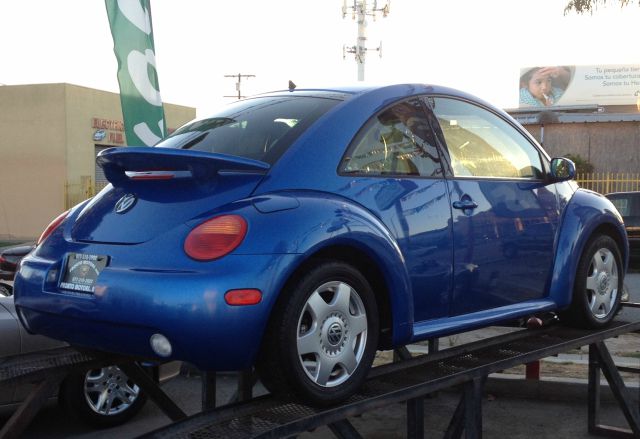 2001 Volkswagen New Beetle SE Crew Cab 4WD FFV