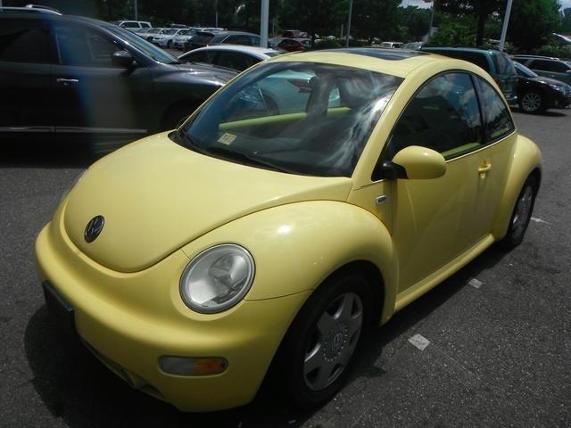 2001 Volkswagen New Beetle FWD 4dr Sport