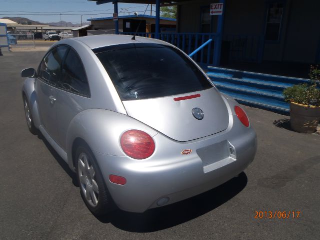 2001 Volkswagen New Beetle SE Crew Cab 4WD FFV