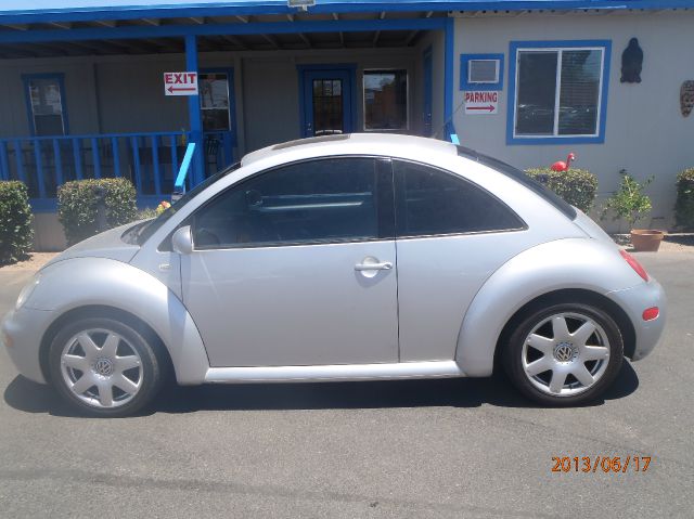 2001 Volkswagen New Beetle SE Crew Cab 4WD FFV