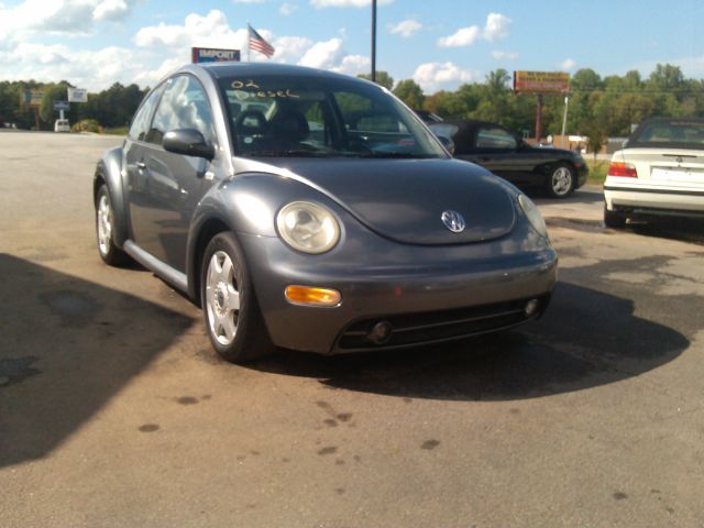 2002 Volkswagen New Beetle 4dr 112 WB AWD