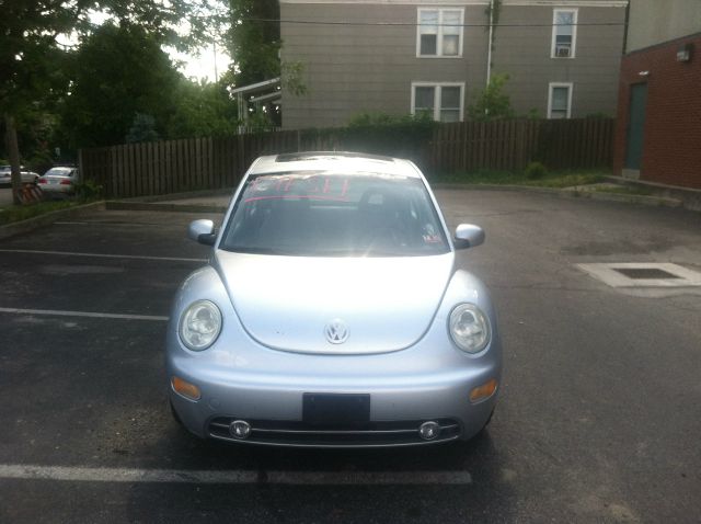 2002 Volkswagen New Beetle 4dr 112 WB AWD