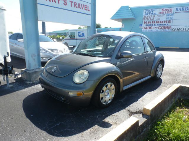 2002 Volkswagen New Beetle 4dr 112 WB AWD