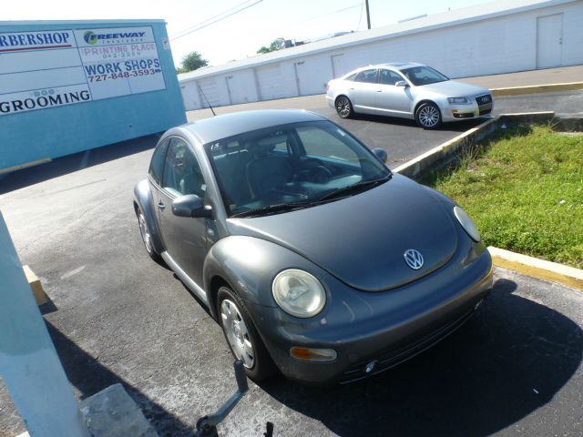 2002 Volkswagen New Beetle 4dr 112 WB AWD