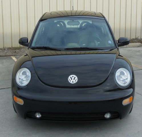 2002 Volkswagen New Beetle 4dr 112 WB AWD