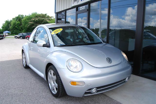 2002 Volkswagen New Beetle 1LT