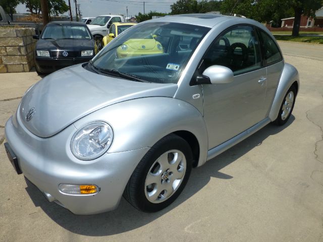 2002 Volkswagen New Beetle 4dr 112 WB AWD