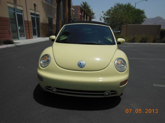 2003 Volkswagen New Beetle 2500 Extended Cab 4WD SLT