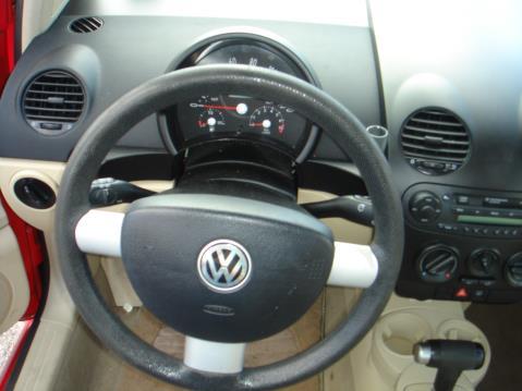 2003 Volkswagen New Beetle S Sedan