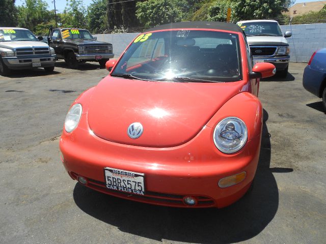 2003 Volkswagen New Beetle 2500 Extended Cab 4WD SLT