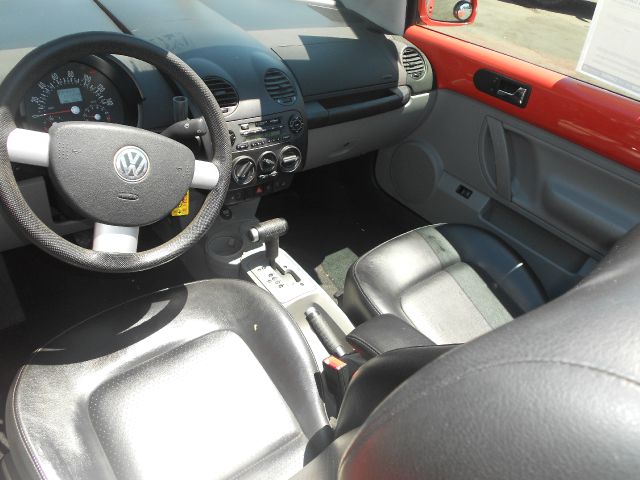 2003 Volkswagen New Beetle 2500 Extended Cab 4WD SLT