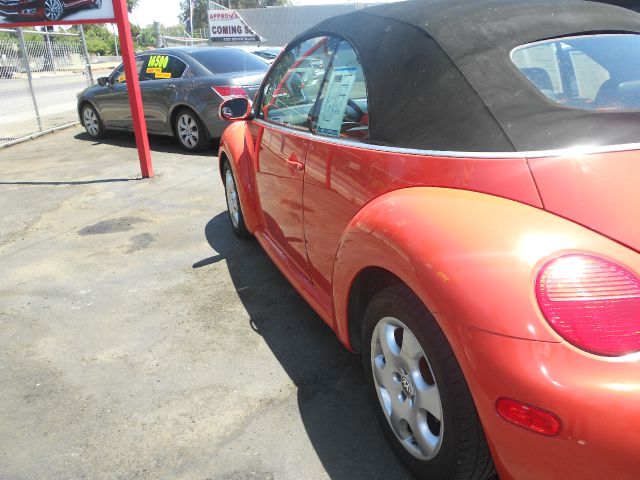 2003 Volkswagen New Beetle 2500 Extended Cab 4WD SLT