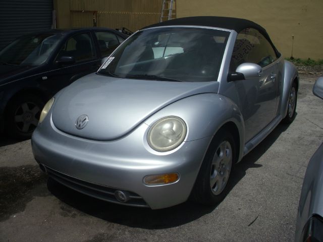 2003 Volkswagen New Beetle 2500 Extended Cab 4WD SLT