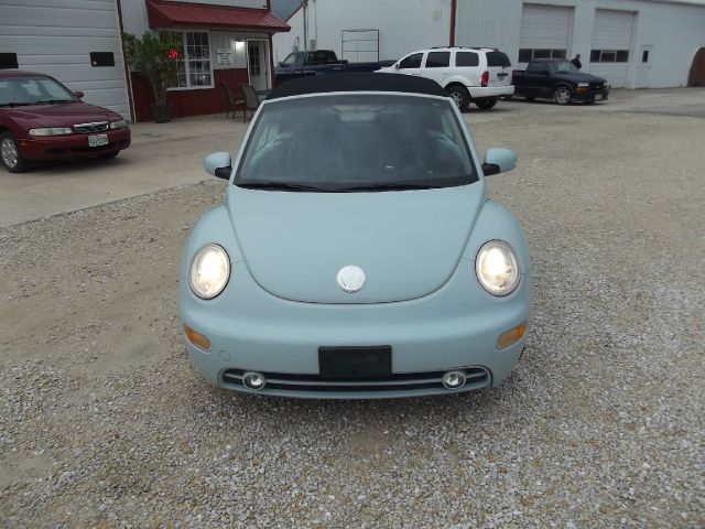 2003 Volkswagen New Beetle 2500 Extended Cab 4WD SLT