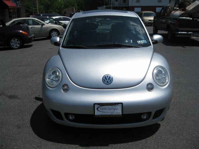 2003 Volkswagen New Beetle GT 4 Door