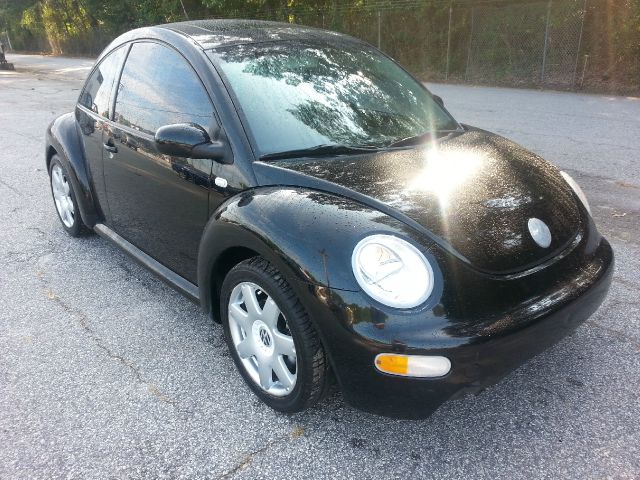 2003 Volkswagen New Beetle Crewmax-short-limited-sunroof-6 CD Jbl-newer Tires