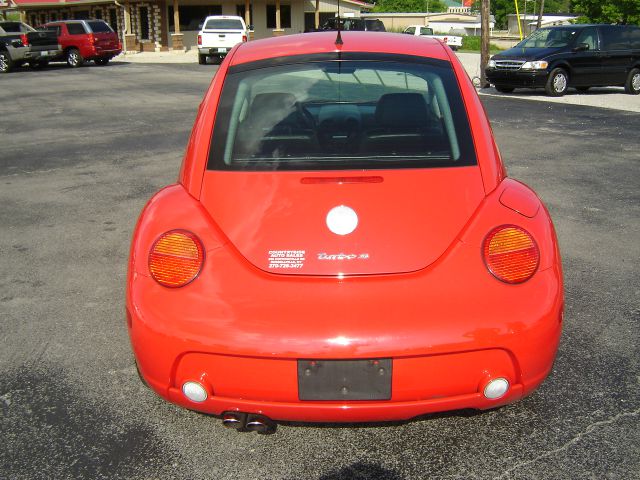 2003 Volkswagen New Beetle GT 4 Door