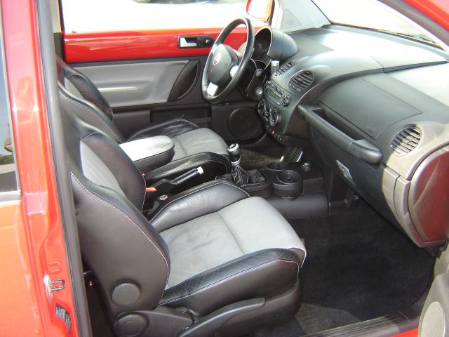 2003 Volkswagen New Beetle GT 4 Door