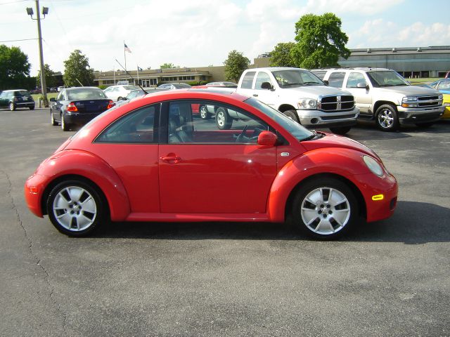 2003 Volkswagen New Beetle GT 4 Door