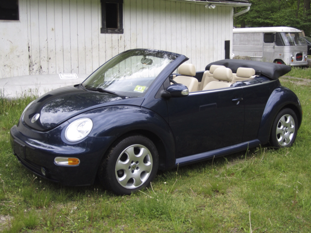 2003 Volkswagen New Beetle 2500 Extended Cab 4WD SLT